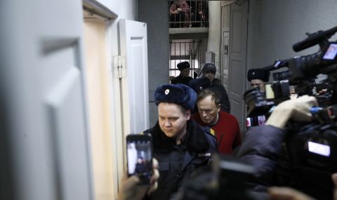 Претърсват домовете на журналисти в Русия - 1
