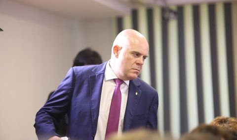 Иван Гешев влиза в политиката със "Справедливост за България" - 1