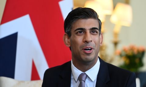 Руши Сунак увеличава заплатите на здравните работници - 1