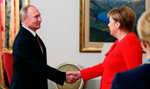Меркел призова Путин за свобода в Азовско море - 1