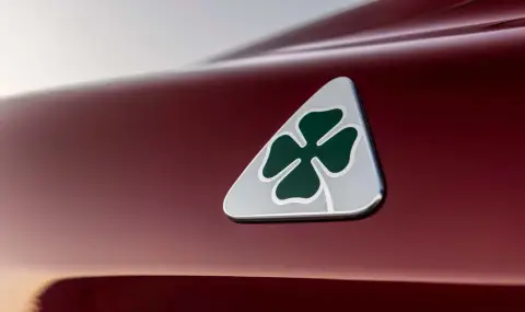 Alfa Romeo Quadrifoglio: Хибридни V6 и чисто електрически задвижвания в бъдеще - 1