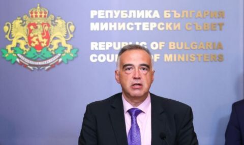 Антон Кутев хвърли оставка като "глас" на служебния кабинет - 1