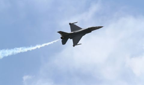 Белгия няма да предостави на Украйна F-16 - 1