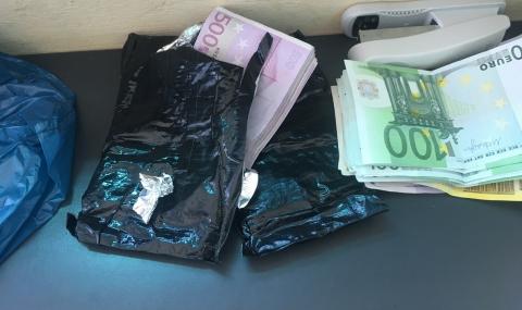Валута и злато за 900 000 лева задържаха на "Калотина" - 1