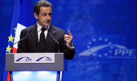 Саркози взе чужденците на прицел - 1