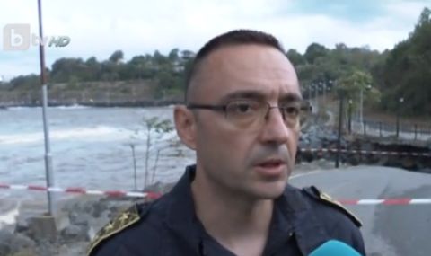 Комисар Александър Джартов: Силата на реките е била много голяма. От утре започва отводняването на хотели и домове  - 1