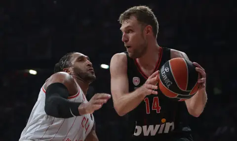 Vezenkov leads Olympiacos to seventh consecutive victory  - 1