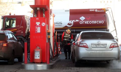 Страната-бензиностанция е изправена пред недостиг на гориво - 1