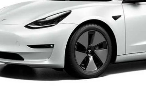 Фаровете Tesla Model 3 и Y станаха по-умни - 1