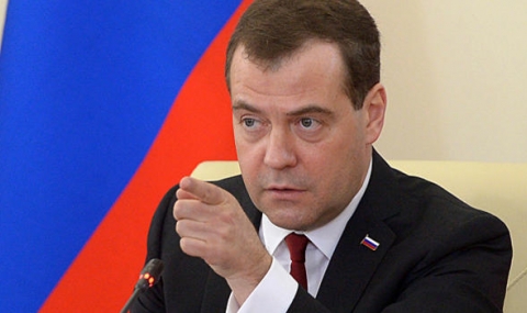 Медведев: Терористите разбират само от сила - 1