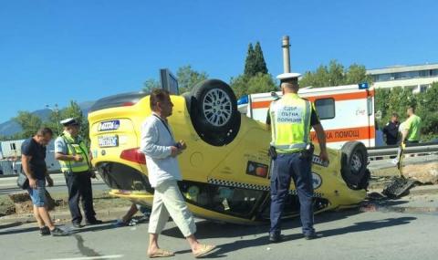 Бус и такси се удариха на бул. „Цариградско шосе“ в София, има пострадали - 1