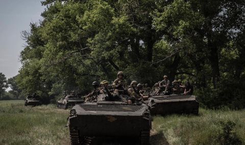 Украйна нанася удари със западни оръжия, за да разстрои руските снабдителни линии  - 1