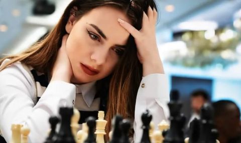 След големия успех: Шахматистка трогна България със силни думи (ВИДЕО) - 1