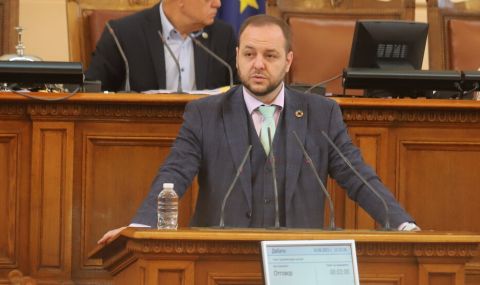 Сандов: Поне 2 пъти сме обсъждали в МС броя на руските дипломати и действията им - 1