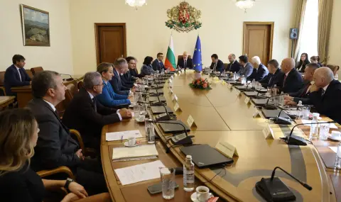 Желязков: Ще бъдат изслушани доклади на компетентните министри и ще предложим назначаването на особен управител - 1