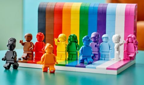 Лего пускат конструктор, посветен на ЛГБТ - 1