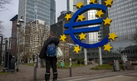 ECB: Poland, Romania, Hungary, Czech Republic and Sweden do not meet euro adoption criteria  - 1