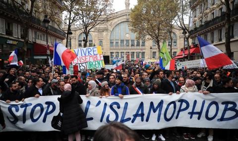 Хиляди срещу ислямофобията в Париж - 1