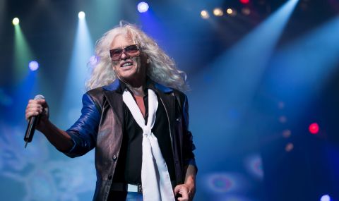 COVID-19 уби вокалиста на "Омега" - 1