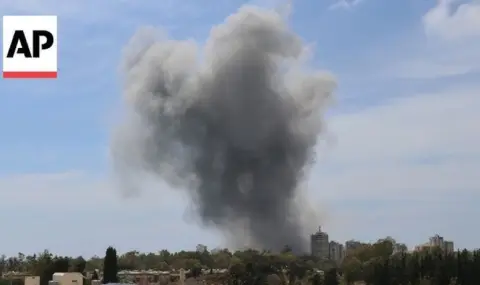 New Israeli strikes kill four in southern Lebanon  - 1
