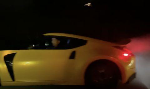 Тунингован Nissan “хвърли“ двигател след гонка с Tesla Model S Plaid (ВИДЕО) - 1