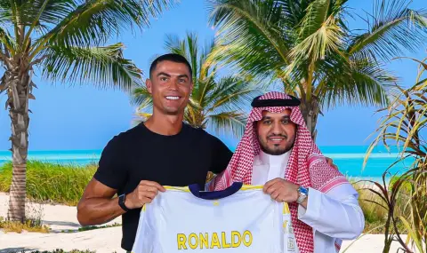 Кристиано Роналдо подписа исторически нов договор с Ал Насър - 1