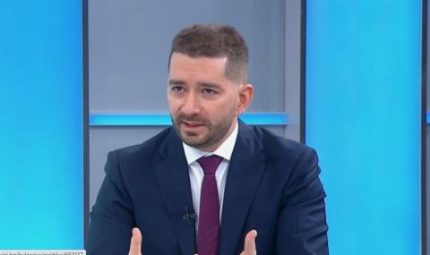 Слави Василев: Радев постигна всичко в политиката - 1