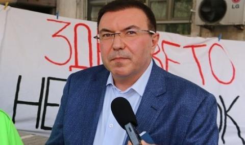 Министър Ангелов: Заразените с COVID учители и ученици са се заразили преди 15 септември - 1