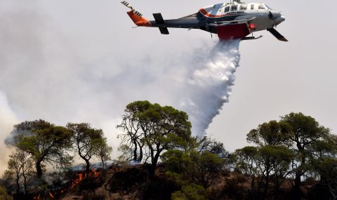 Пожарникар загина при катастрофа с хеликоптер - 1
