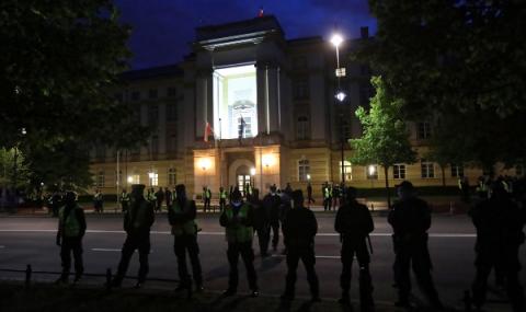 Протести и арести в Полша - 1