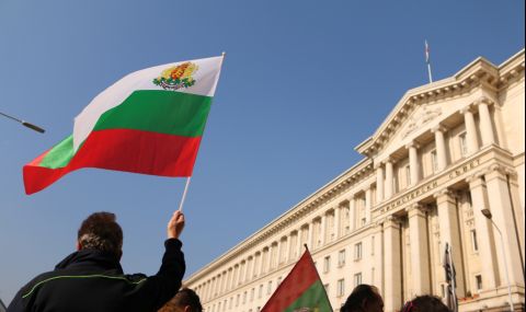 "Отровното трио" готви автошествие в центъра на София - 1