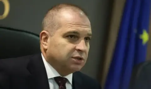 Караджов връчва договори на стойност 1,4 млн. евро за бързи зарядни центрове за електромобили - 1