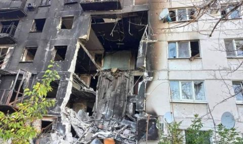 Донецк: Загинали цивилни при украински обстрел  - 1