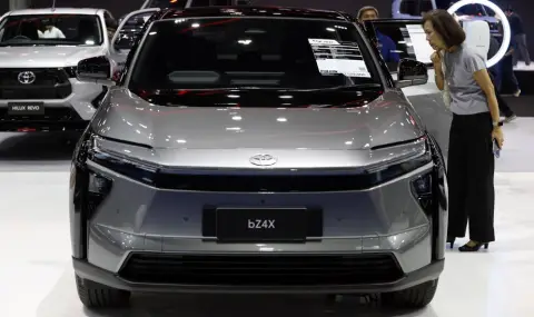 Toyota with record sales  - 1