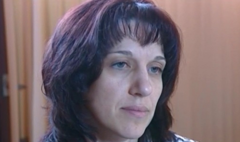 Майката на момичето, обвинило Евстатиев в изнасилване: Прибра се в кръв - 1