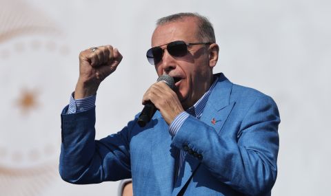 Близо 2 млн. души събра Ердоган на митинг в Истанбул - 1