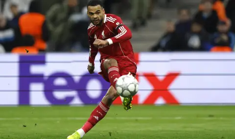 Ливърпул обмисля раздяла с нападател след слаб сезон - 1