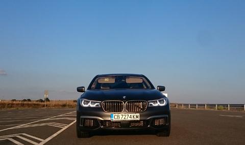Тест на всемогъщото BMW M760Li - 1