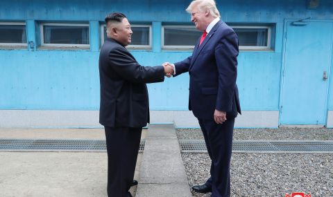 Тръмп предложил на Ким Чен Ун да го повози със самолет - 1