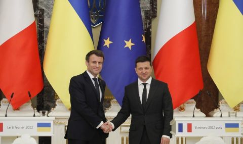 Франция дари на Украйна мобилна лаборатория за ДНК анализи  - 1