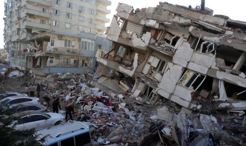 Над 15 000 жертви на земетресенията в Турция и Сирия - 1