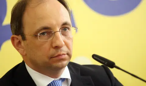 Николай Василев:  Без нов бюджет до края на годината е по-добре от тази свинщина, която правят в момента