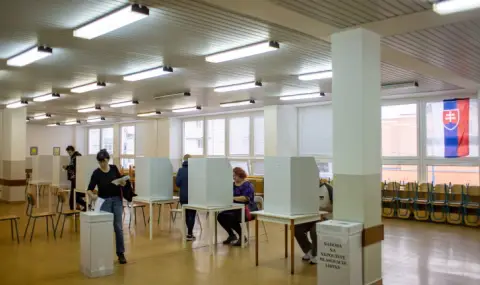 Словаците гласуват на балотаж за президент