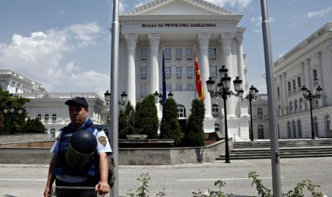 В Северна Македония арестуваха бивши министри - 1