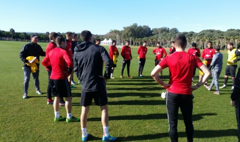 ЦСКА с разгромна загуба от корейци - 1