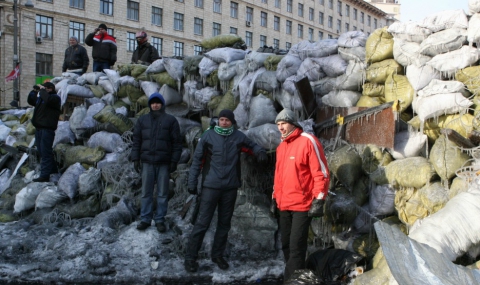 И министерството на правосъдието падна в ръцете на протестиращите в Киев - 1