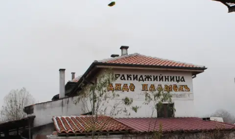 Цех за производство на нелегален алкохол разкриха митничари в Асеновград - 1