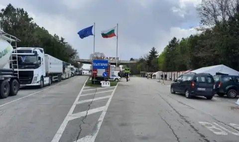 Интензивен е трафикът за камиони на някои от граничните пунктове с Румъния, Сърбия и Турция - 1