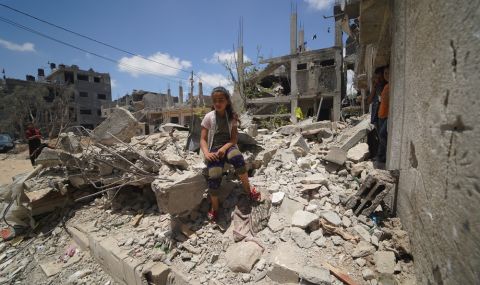 Над 338 000 души са били принудени да напуснат дома си в ивицата Газа, заяви ООН - 1