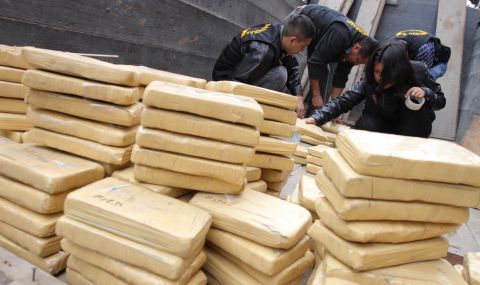 Еквадор залови рекордна пратка кокаин за Европа - 1